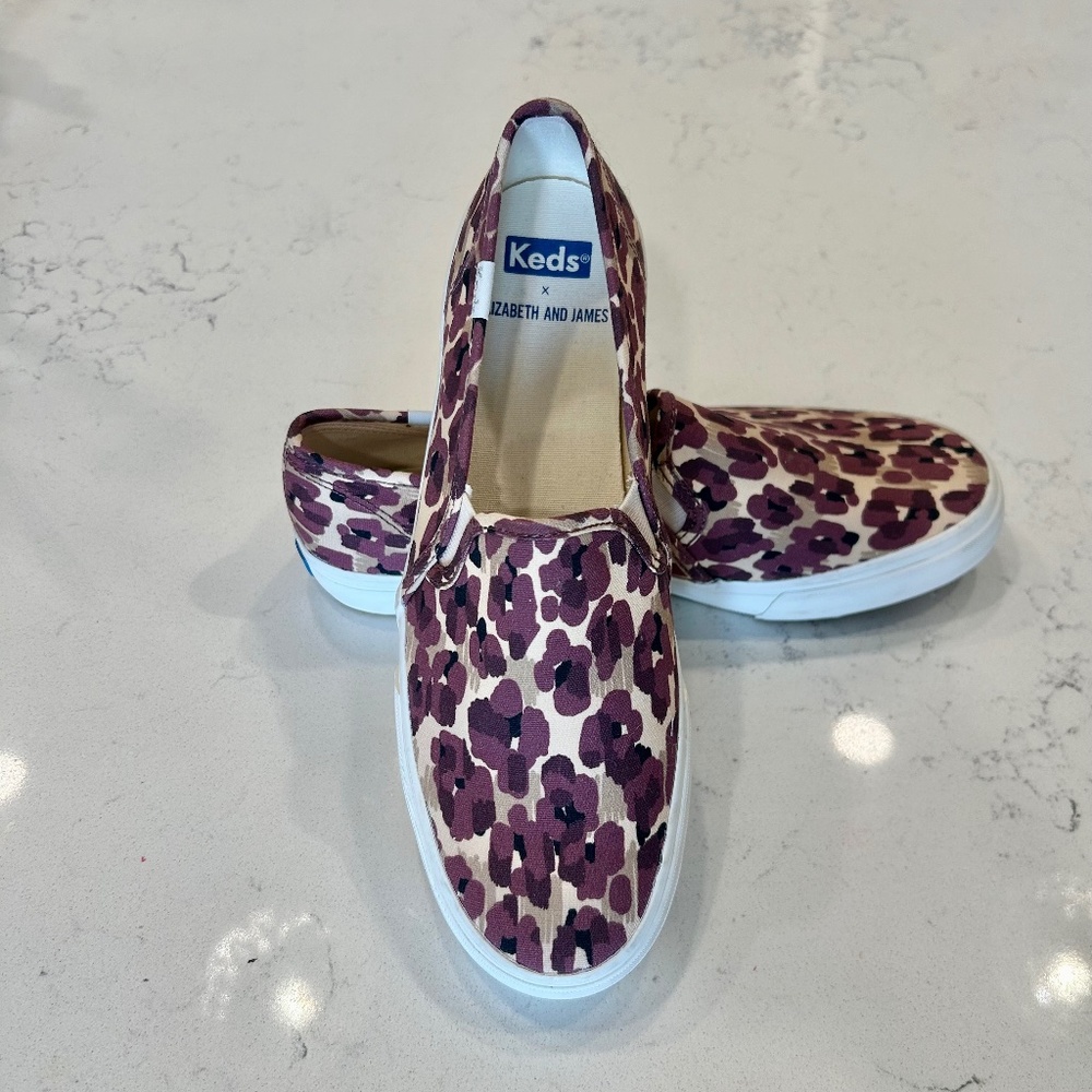 Keds Elizabeth and James Leopard Print Slip On Sneakers Size 7